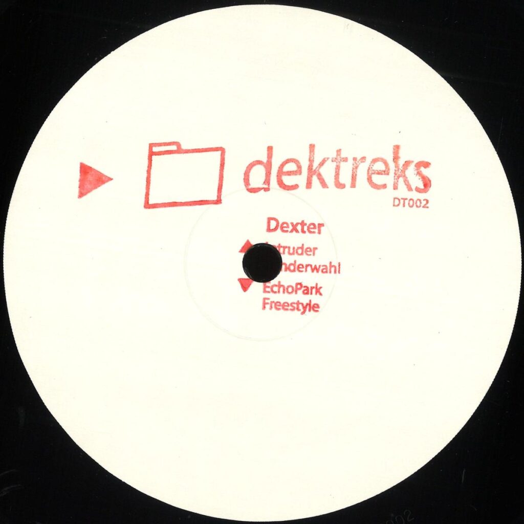 Intruder - Dektreks 02