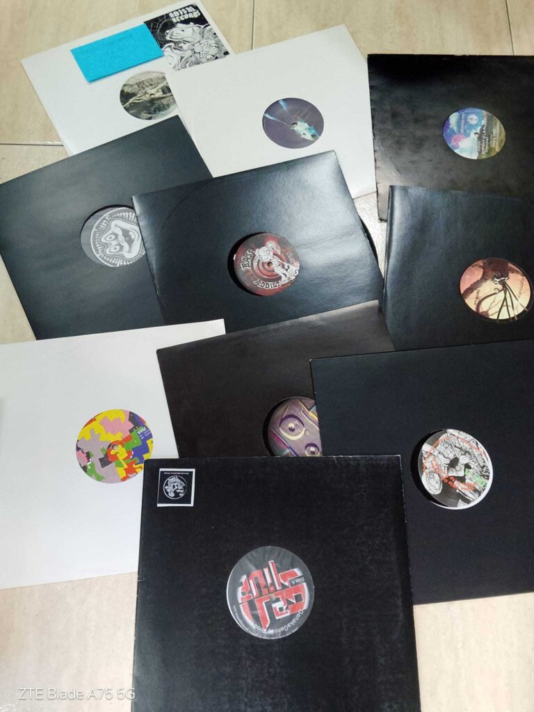 Lote Hardtek 10 discos (2)