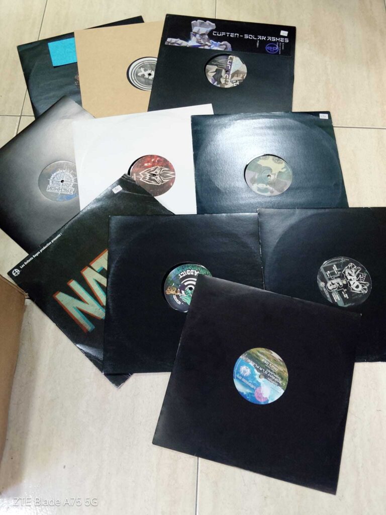 Lote Hardtek 10 discos (1)
