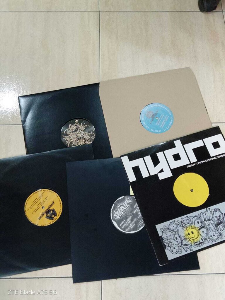 Lote Hardtek 5 discos (1)